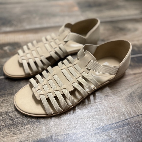 Eileen‎ Fisher Rato Strappy Fisherman Sandal,Tan,9.5 - Picture 1 of 9